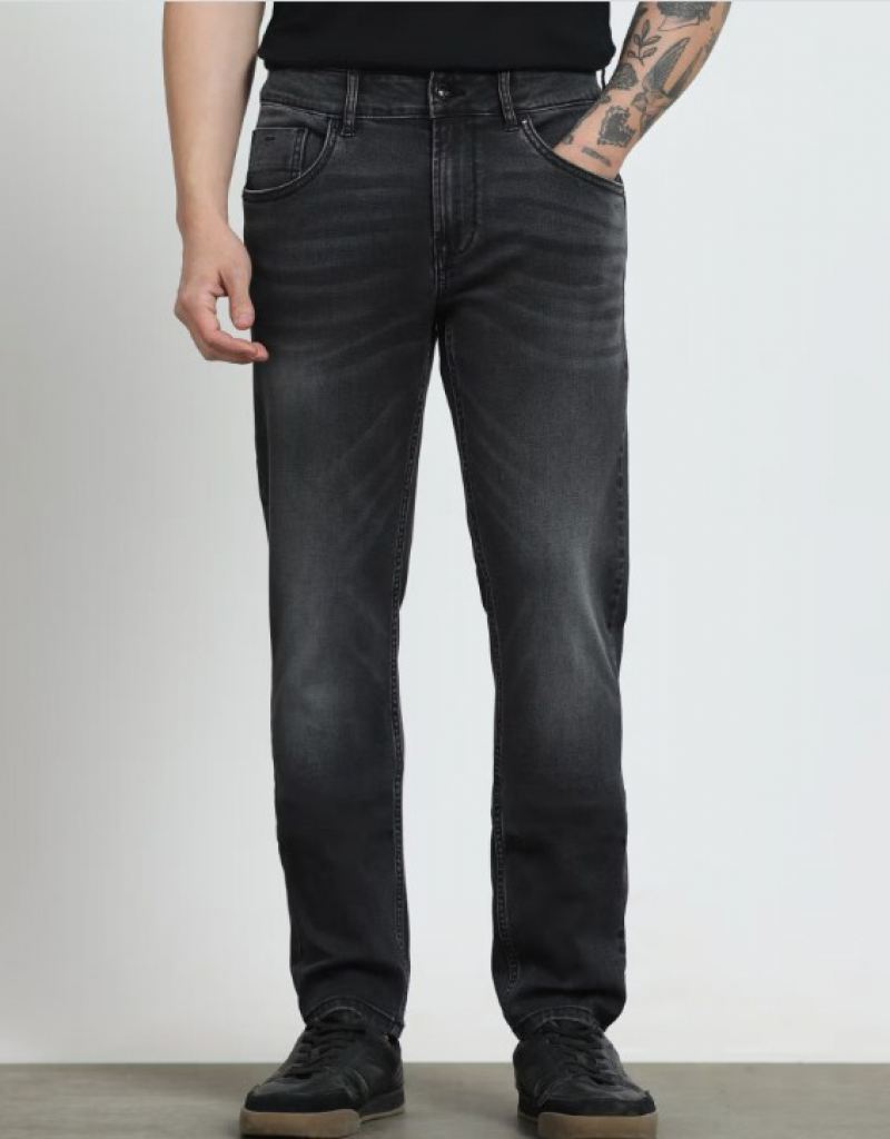 Mens Blue Jeans with 50% discount